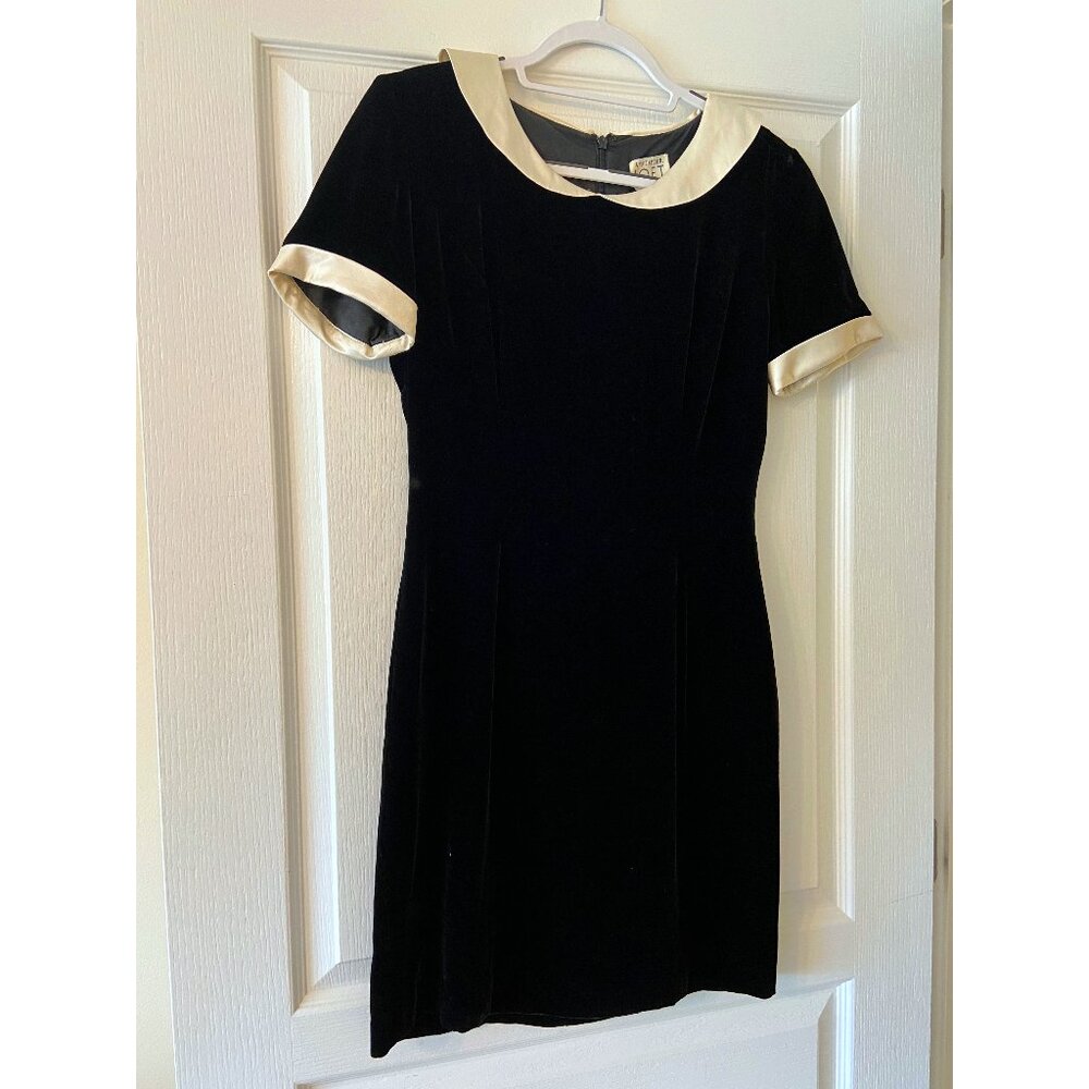 Ann Taylor Loft Black Velvet Satin Cream Round Collar Cuff Short Sleeve Dress 4